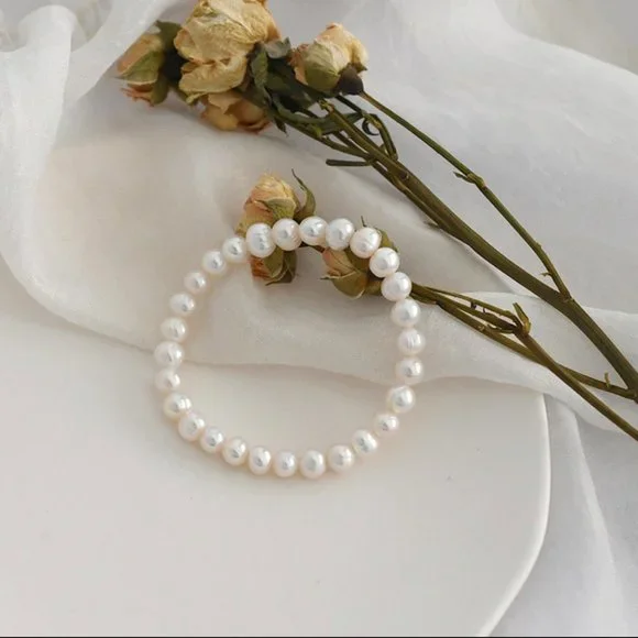 Genuine White Pearl Stretch Bracelet - Picture 1 of 13